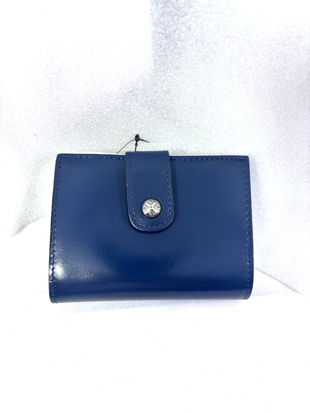 Patricia Nash Chiara Bifold RFID Leather Wallet. Navy.